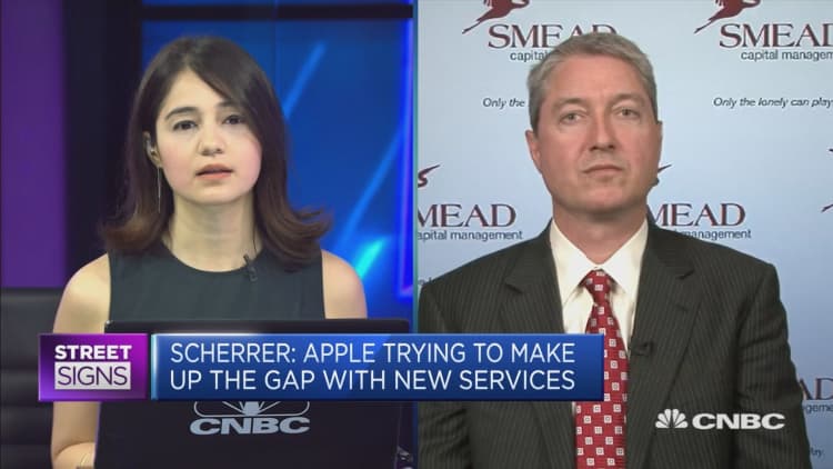 Apple is going to be fighting some headwinds: Investor