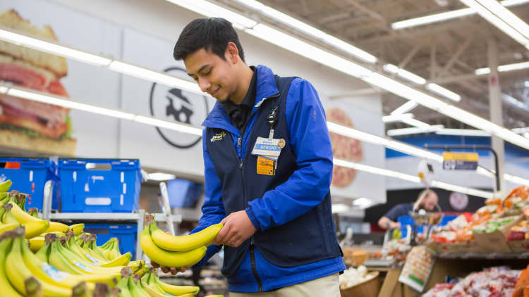 Here's how Walmart's in-home grocery delivery service will work
