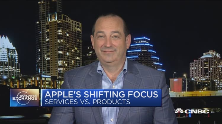 Moorhead: "$5 a month is a no brainer, I'm pretty bullish on Apple Arcade and Apple TV"