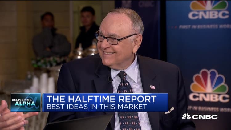 Watch CNBC's full interview with Leon Cooperman on his top stock picks and negative interest rates
