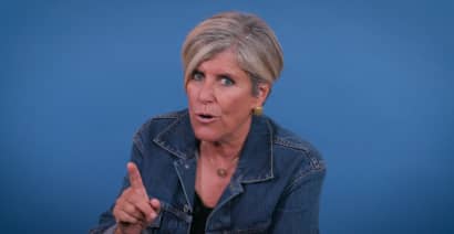 Here's how Suze Orman recommends couples should fairly split their finances