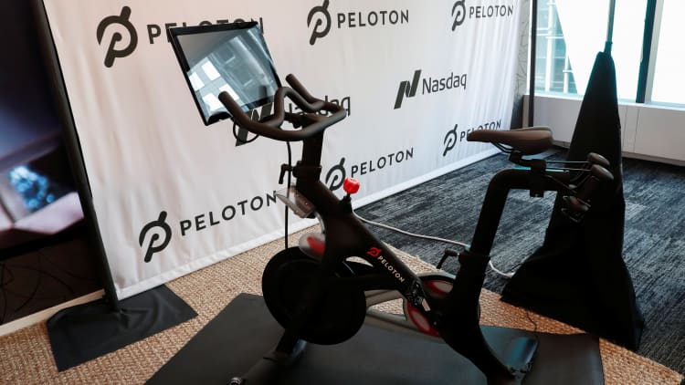 Peloton is worth $11 billion, twice as much as GoPro: Investing pro