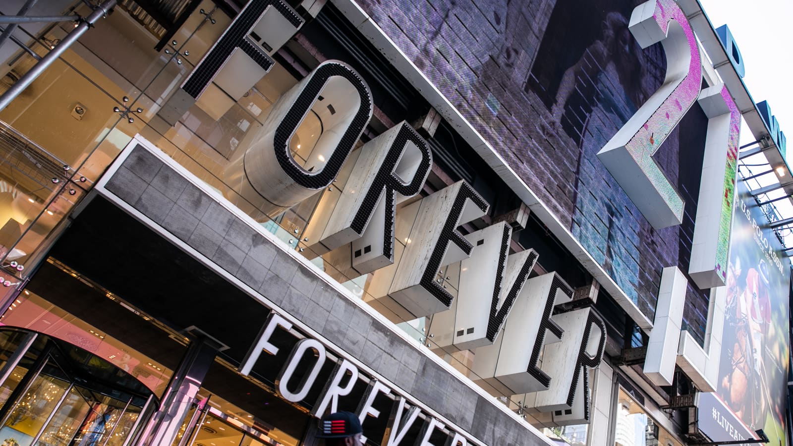 Forever 21 Opens New Hollywood & Highland Store