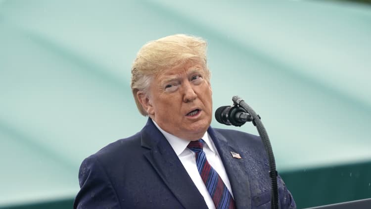 Trump's approval rating drops, 44 percent say Congress should hold impeachment hearings: CNBC Poll