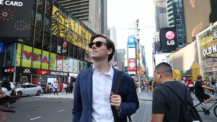 How a 23-year-old making $172,000 in New York City spends his money