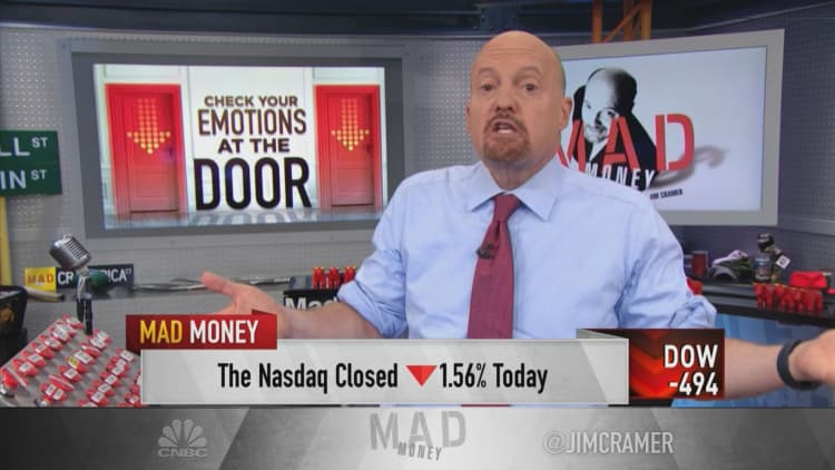 Jim Cramer says his favorite indicator 'isn't down enough for me to turn positive'
