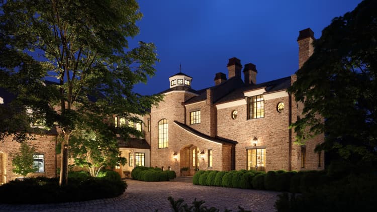 Look inside Tom Brady and Gisele Bundchen's Boston mansion