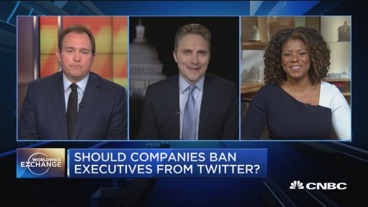 Should corporations bar their employees from using Twitter? Experts weigh in