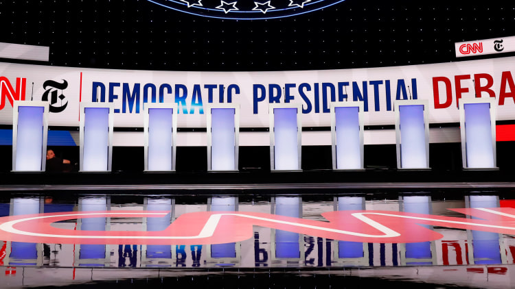 Democrats gearing up for largest presidential primary debate in US history