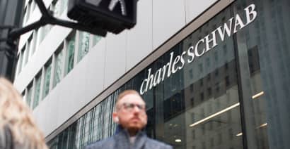 Deutsche Bank says Charles Schwab could be a good bet as Fed rate hikes loom