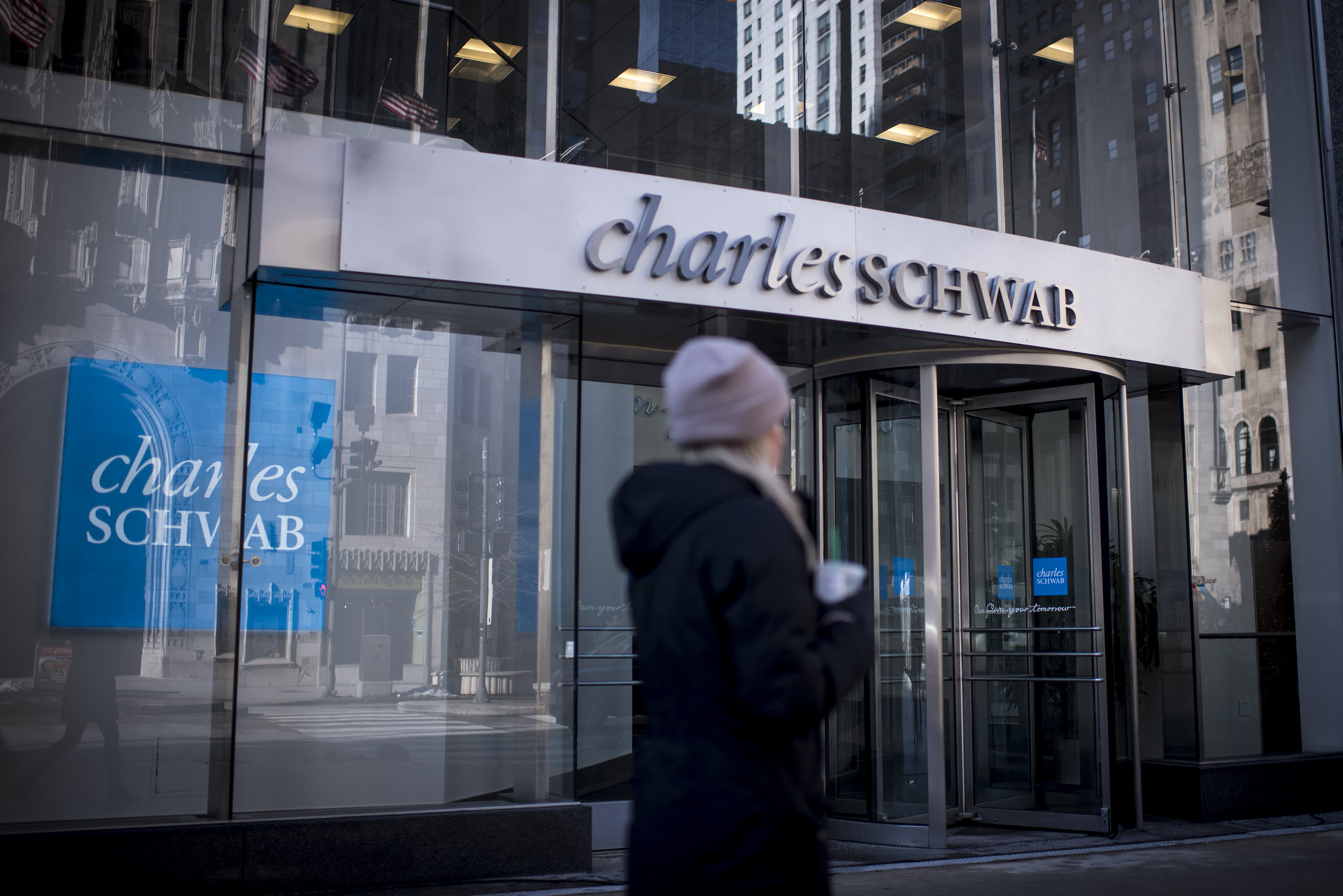 Charles Schwab profit for the fourth quarter of 2020