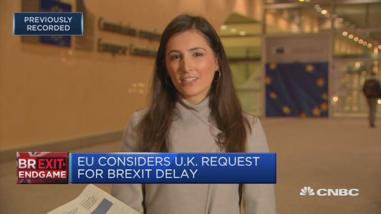 EU considers UK's request for Brexit delay