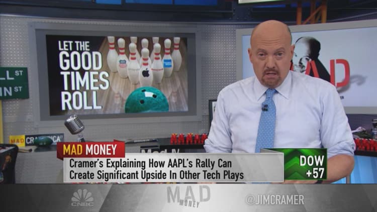 Apple helping the chip stocks rally, Jim Cramer says
