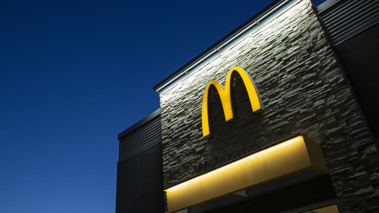 McDonald's earnings: $2.11 per share vs. $2.21 EPS expected