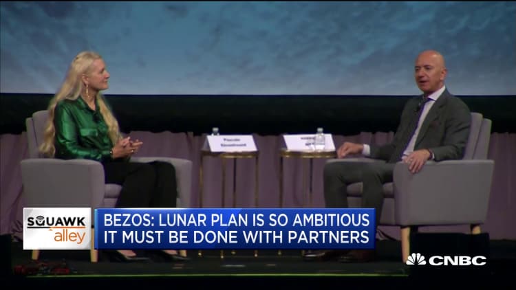 Blue Origin partners with space industry giants to create lunar lander