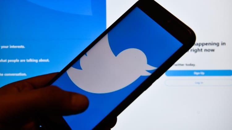Twitter misses on earnings, reports 145 million monetizable daily active users