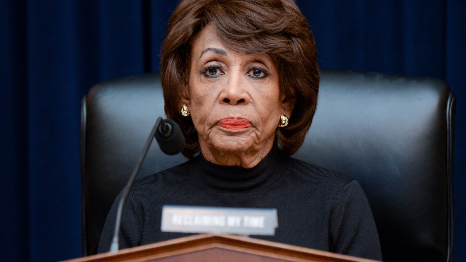 Maxine Waters doesn’t plan to subpoena Bankman-Fried to testify