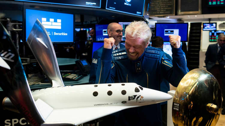 Virgin Galactic starts trading with a bang—Five experts on investing in space