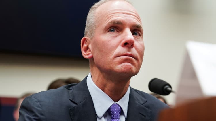 Yale's Sonnenfeld: There's no reason to withhold Muilenburg's compensation