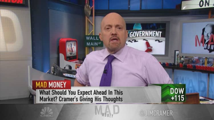 Investors must consider these two critical factors affecting Facebook and Apple: Jim Cramer