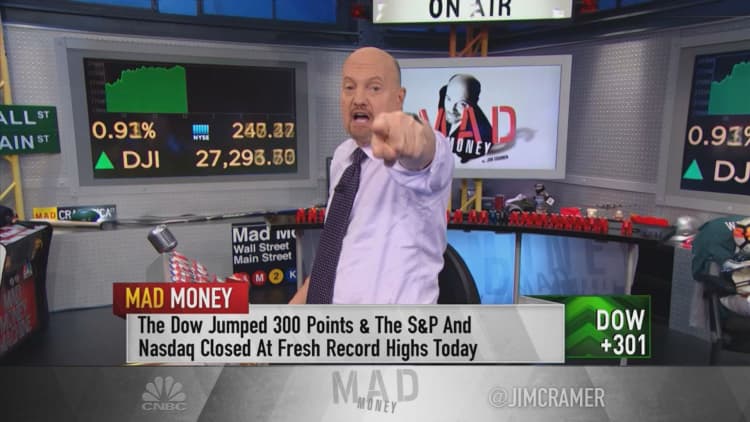 Recession fears are 'total nonsense,' Jim Cramer says