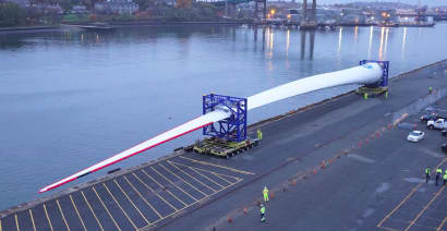 Massive wind turbine blade arrives in Massachusetts for testing