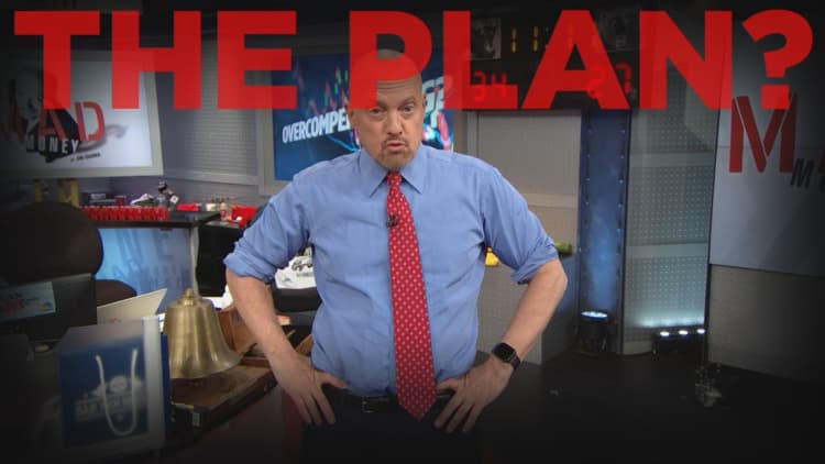 Cramer Remix: The income inequality problem is not CEO pay