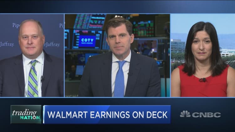 'I would be trimming' Walmart ahead of earnings: Technical analyst