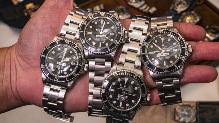 A secret Rolex meetup with a radioactive watch and "sexpile" worth millions