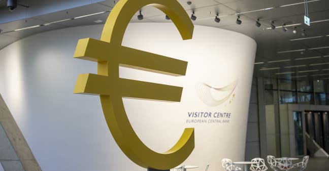 Euro slides to 20-year low against the dollar as recession fears build