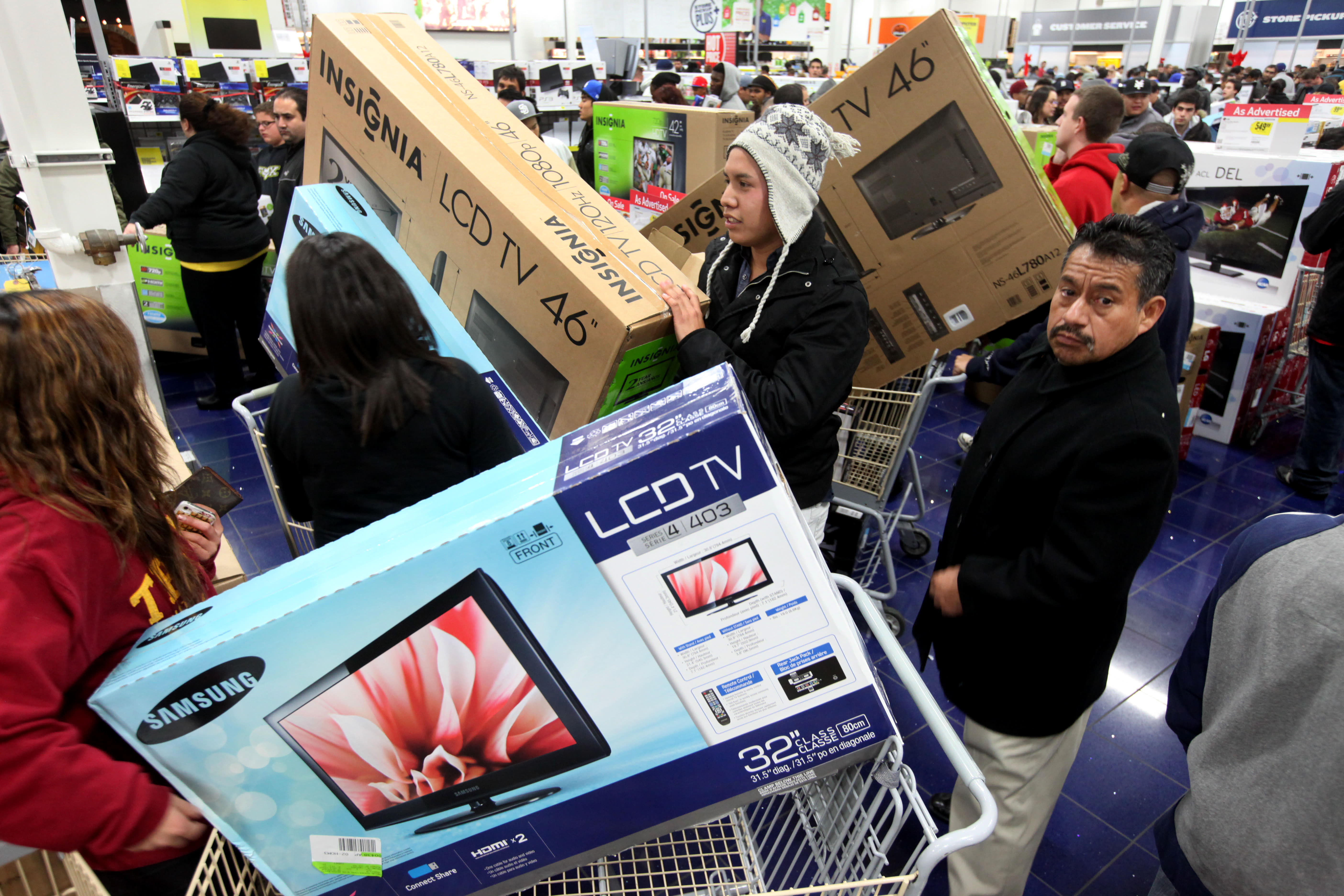Best Buy Joins Walmart Target In Closing Thanksgiving Day