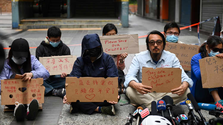 US faces backlash from China over legislation supporting Hong Kong protestors