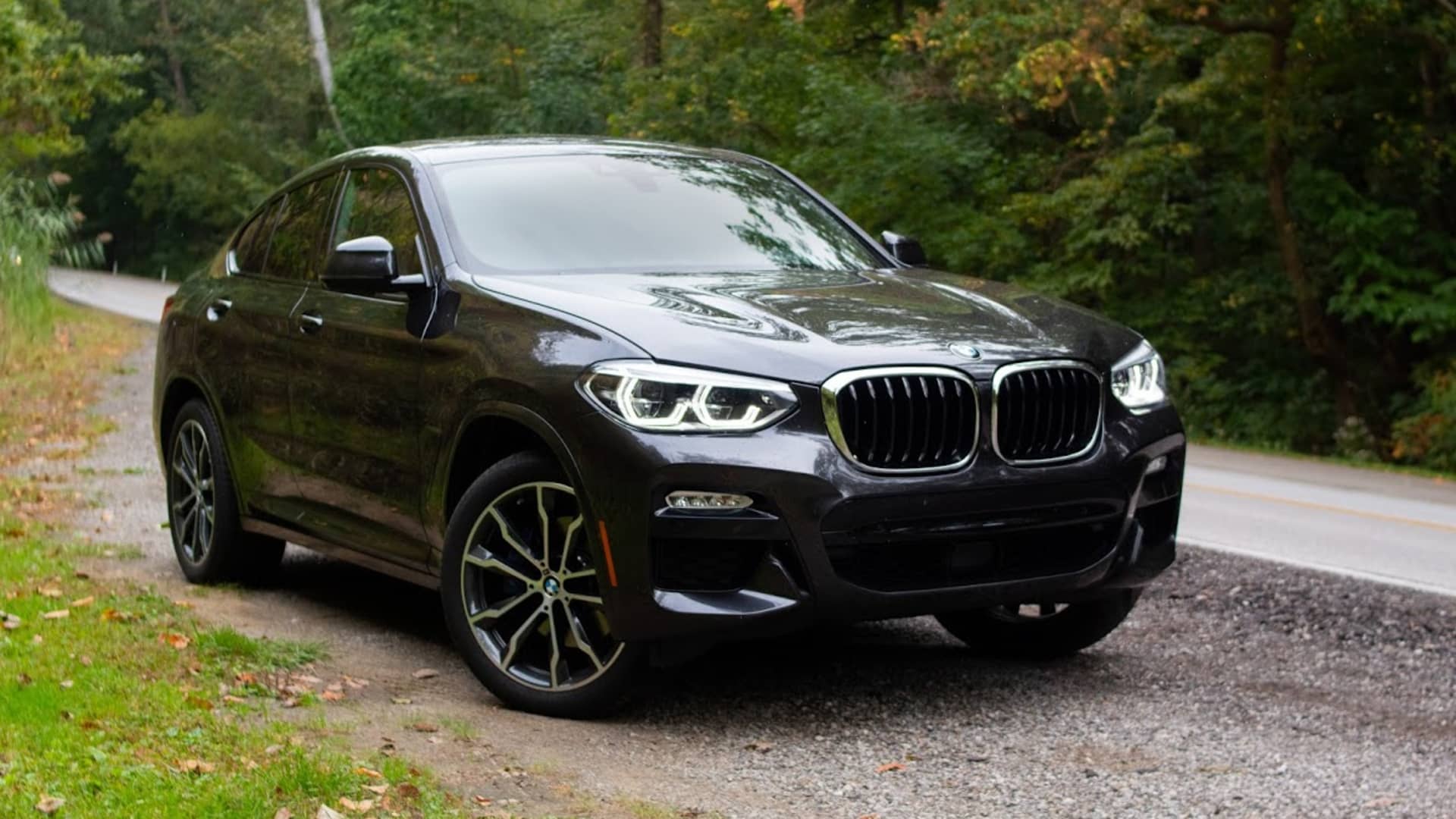 Review: The 2019 BMW X4 xDrive30i is too weird looking and expensive to recommend