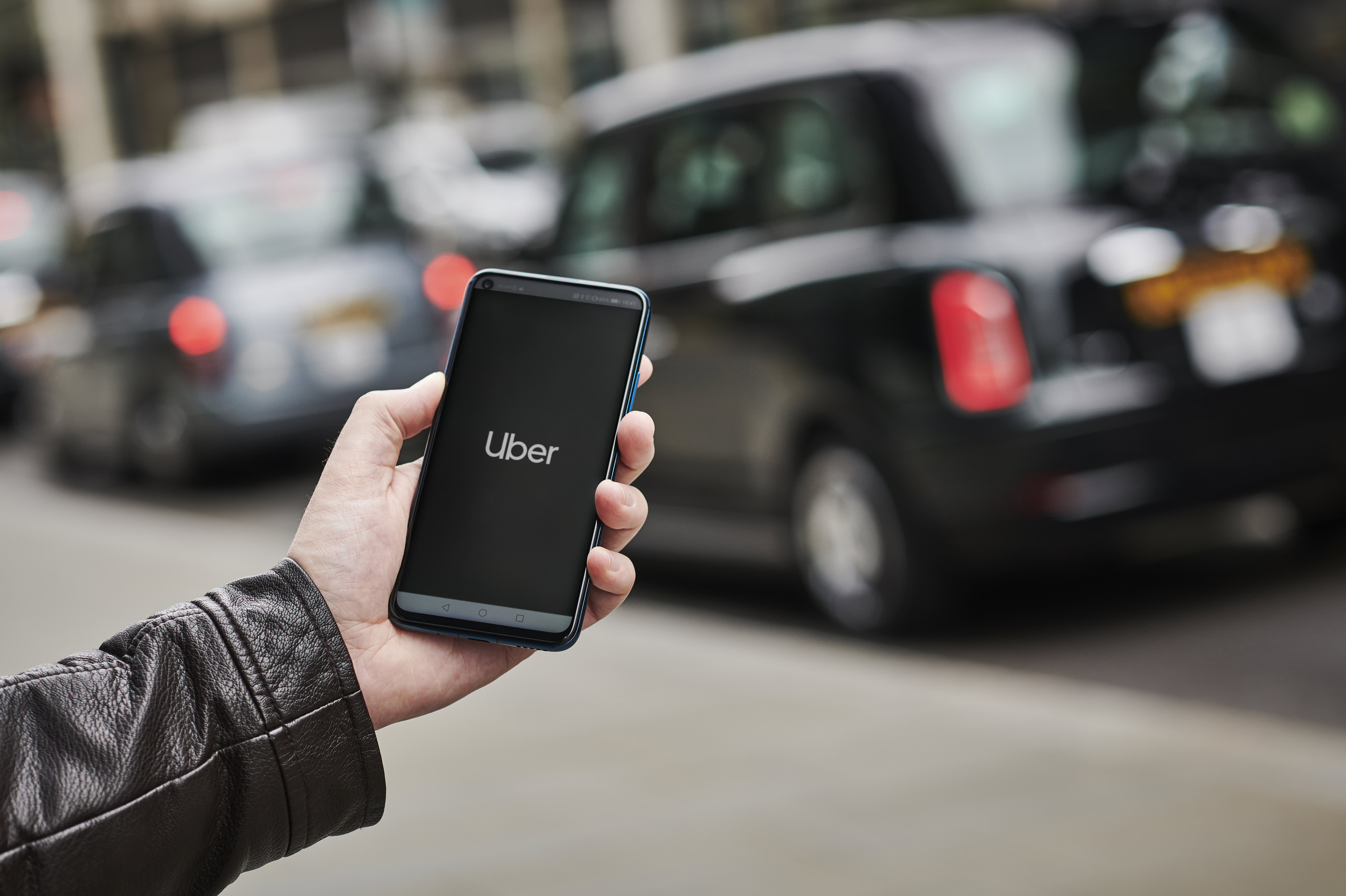 Uber rivals mobilize as the company's future in London becomes uncertain