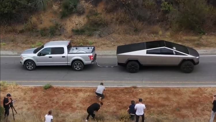 'Bring it on'—Tesla's Cybertruck battles Ford's F-150 in a pickup truck showdown