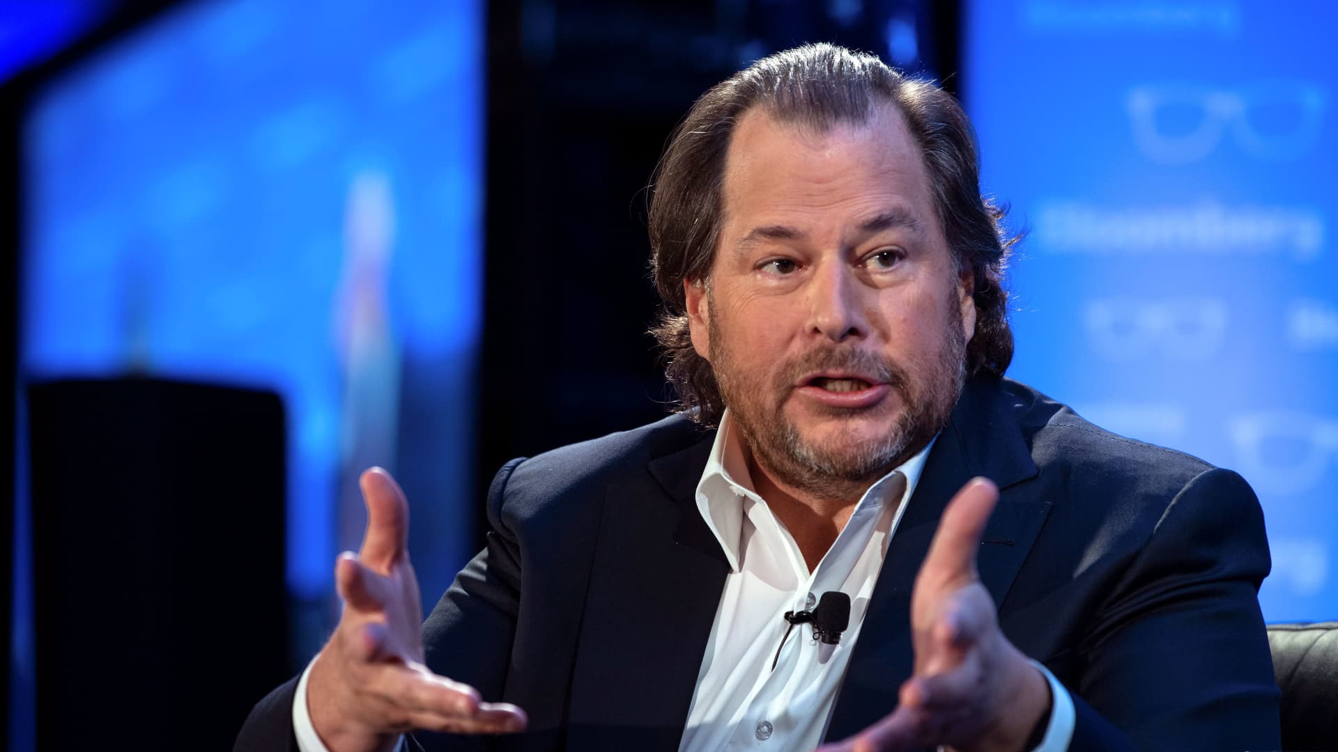Salesforce cuts about 1,000 jobs even as stock has record one-day surge