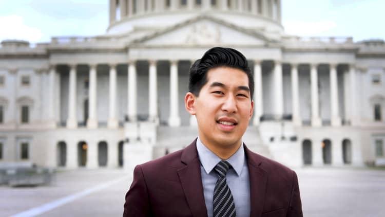 How a 26-year-old making $45,000 a year in DC spends his money