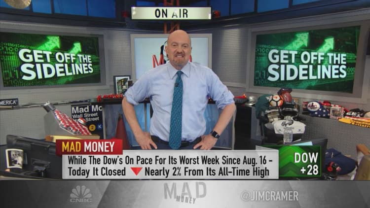 Jim Cramer blames bears, media for the public's lack of interest in stocks