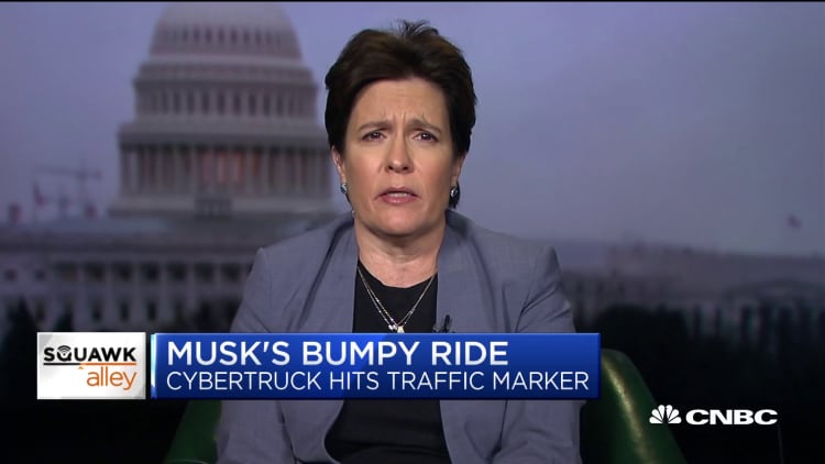 Kara Swisher on Tesla: It's good that Elon Musk is showing off the Cybertruck