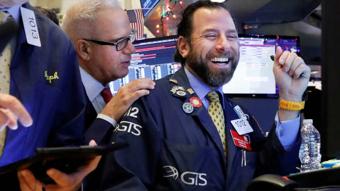 RT: Traders NYSE feliz 191209