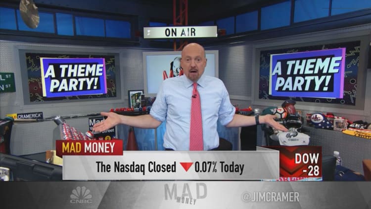 Jim Cramer: Invest in 'big, apolitical themes that work no matter what'