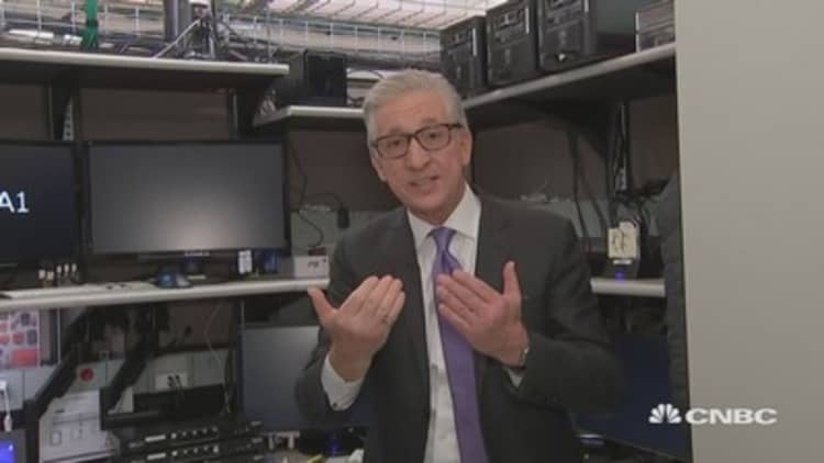 Bob Pisani goes inside the SEC's top-secret Forensics Lab