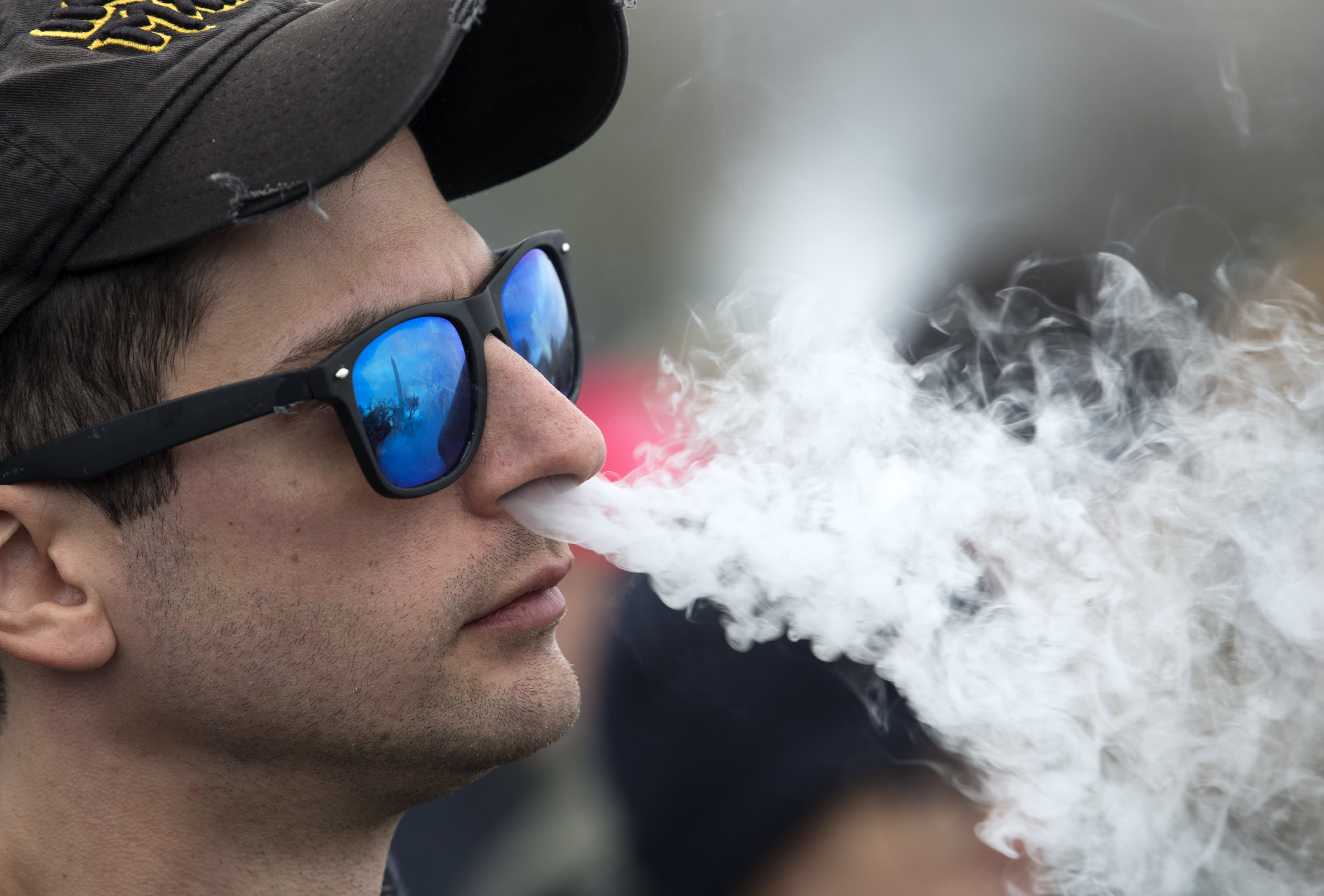 FDA approves Vuse vaping products for sale marking a first for the e-cigarette industry – CNBC