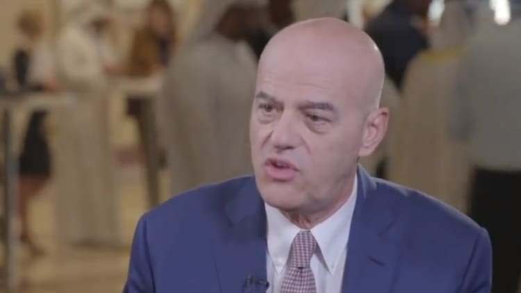 'Everybody's suffering' in the Gulf because of the Qatar blockade, Eni CEO says