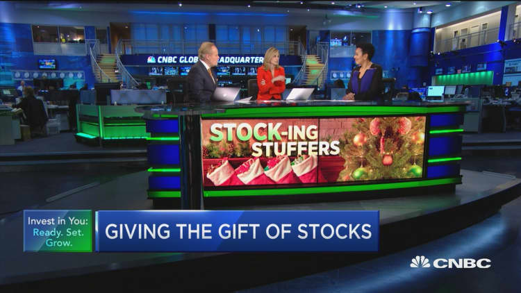 How to give stocks as gifts