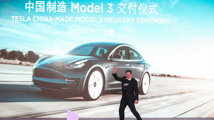 Tesla delivers China Model 3 to Chinese public