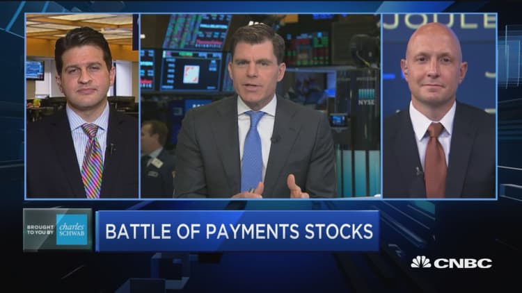 Why this trading expert says PayPal a standout over Square
