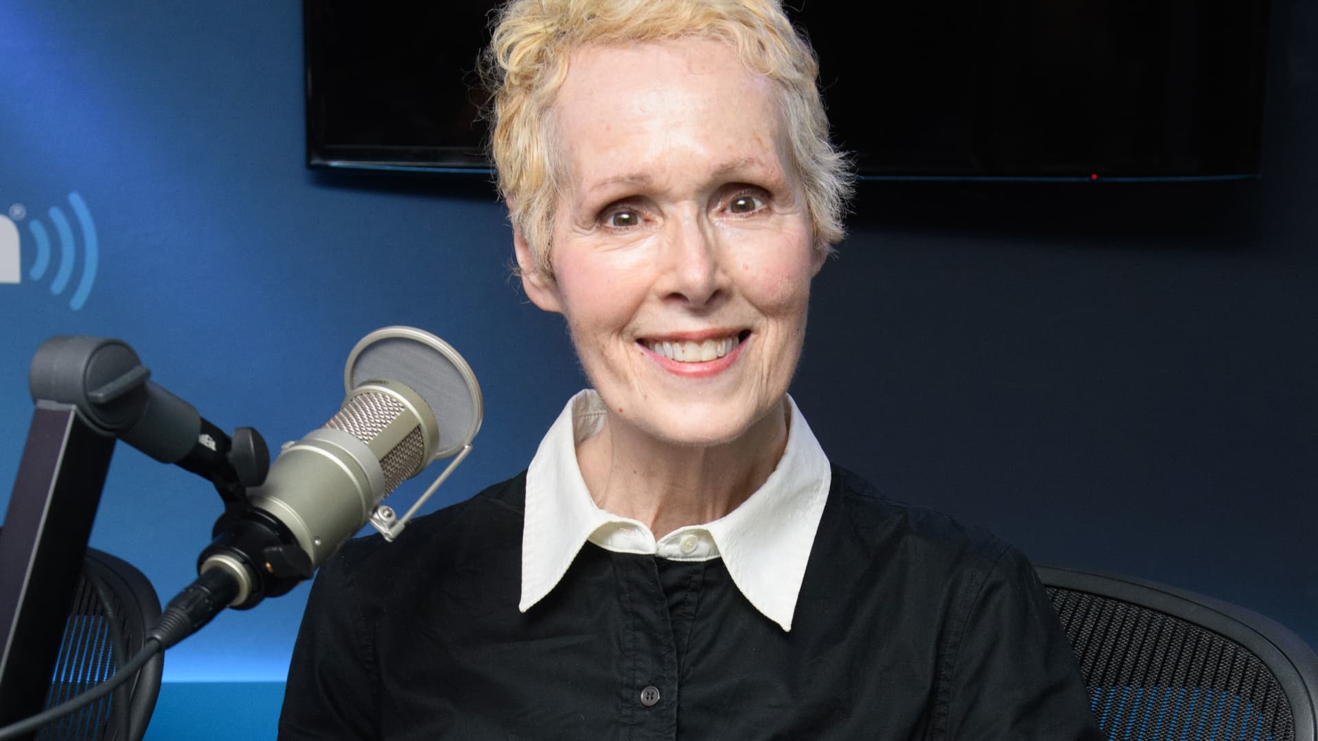 Defamation lawsuit over Trump rape claim by writer E. Jean Carroll set to resume discovery, lawyers say