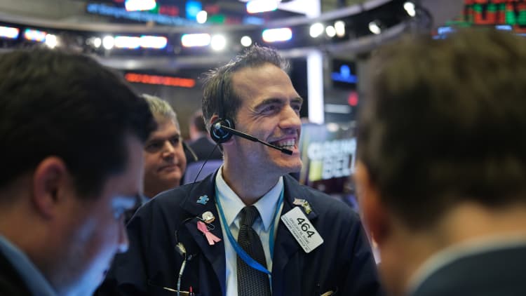 Dow breaks out to 29K for the first time despite weak US jobs data—Four experts on what it means