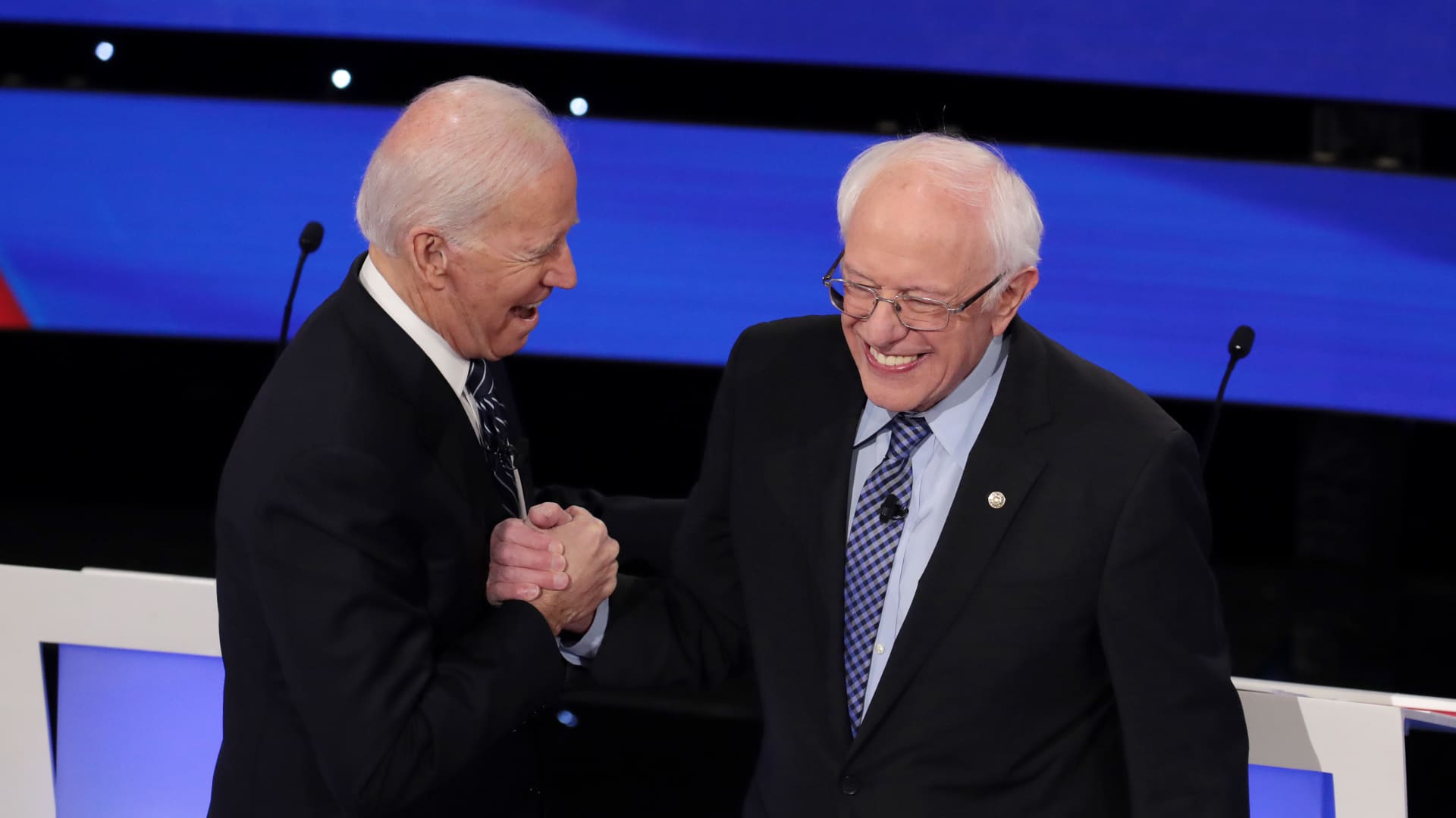 forslag PEF vælge Bernie Sanders is now tied with Joe Biden Reuters poll